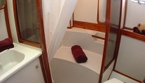 Irie - Guest Bathtoom